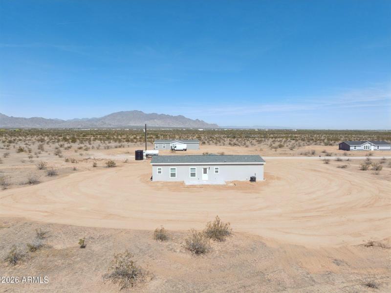 32-web-or-mls-18230-n-meadow-ln-rd