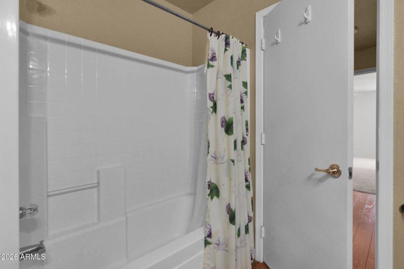 17-web-or-mls-P1581584