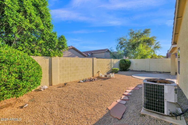 27-web-or-mls-P1581596