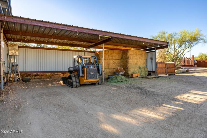 19 16th Covered Parking