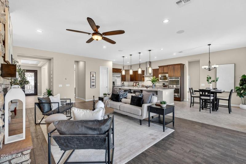 Transitional Decor