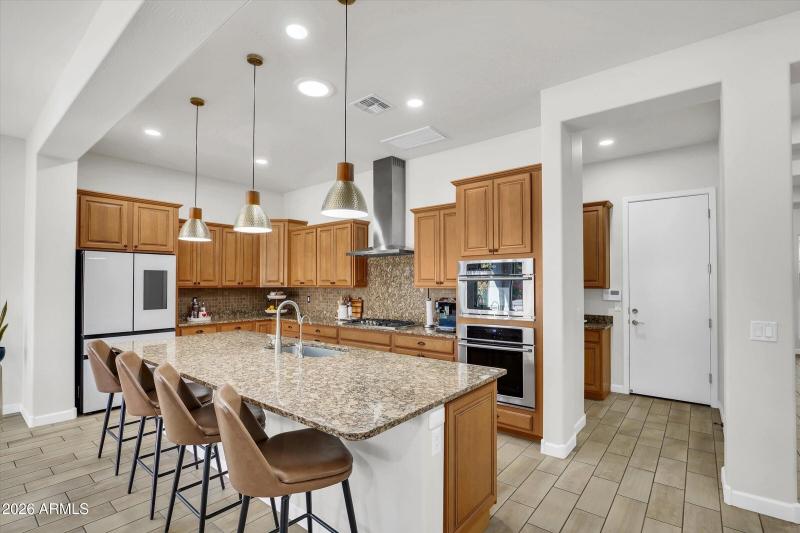 26-4682 N 206th Dr-26