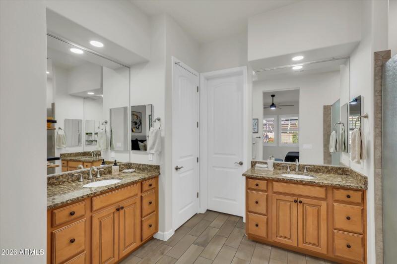 35-4682 N 206th Dr-35