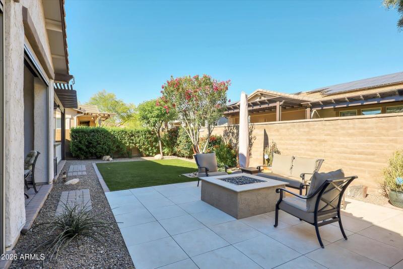 51-4682 N 206th Dr-51