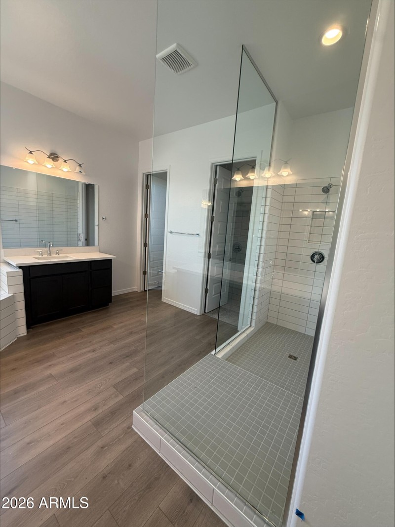 Lot 77 Owners Bath 1