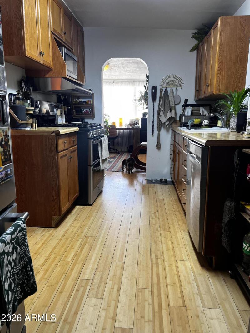 420 Tombstone Canyon