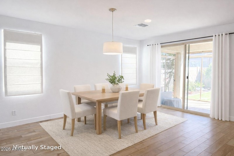 1DFBB0B2-DE4E-48EC-A4FA-13A33E535D7F