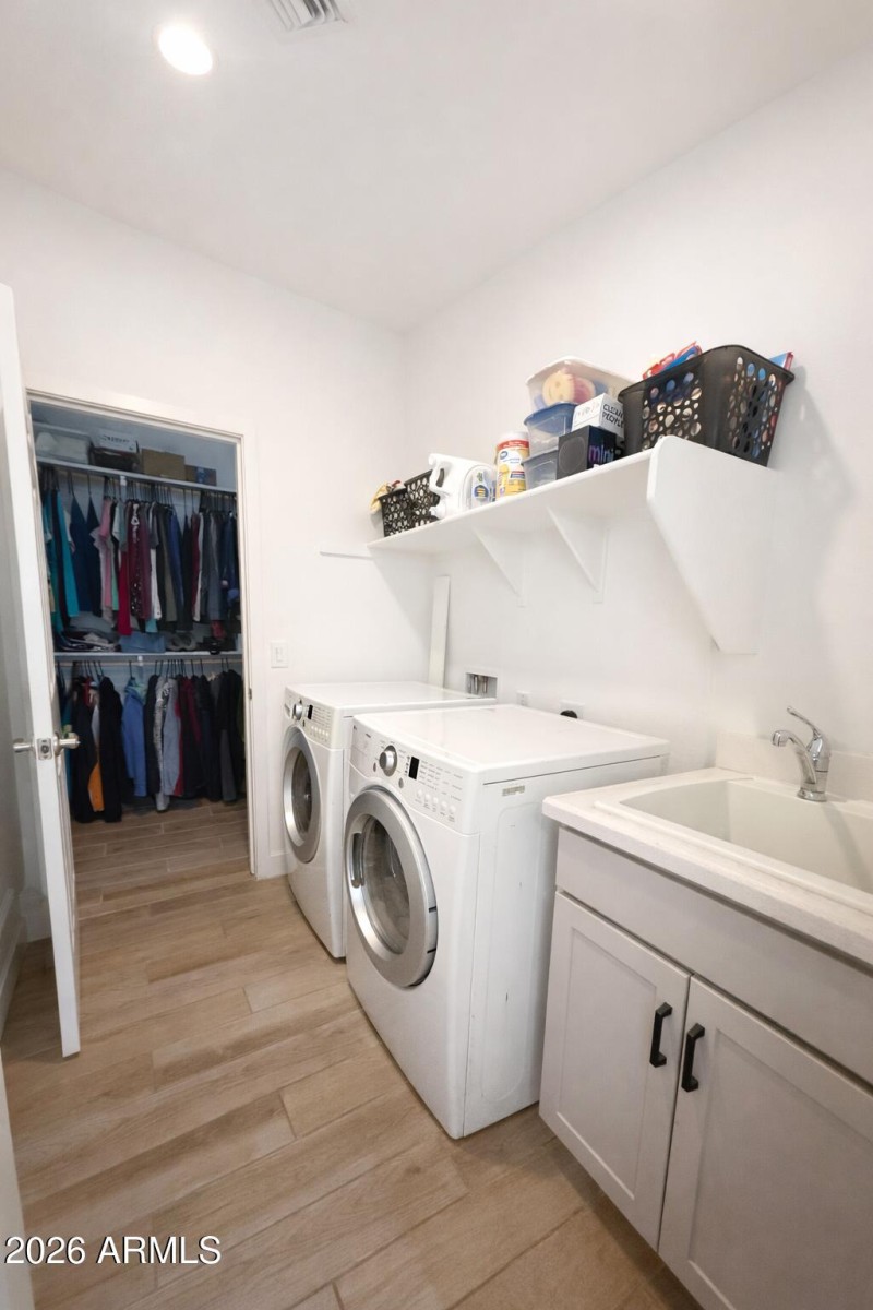 DE498D19-A07A-4752-942E-7EB6DDBC8442