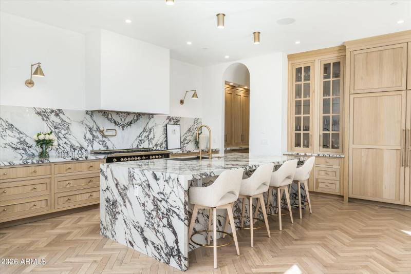 Designer Kitchen to die for