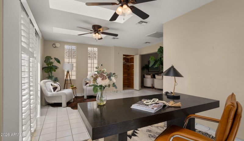 Office/Den/Sunroom