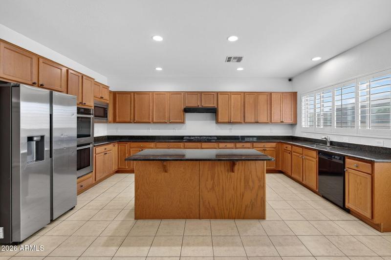 8-web-or-mls-015E Solina Cir