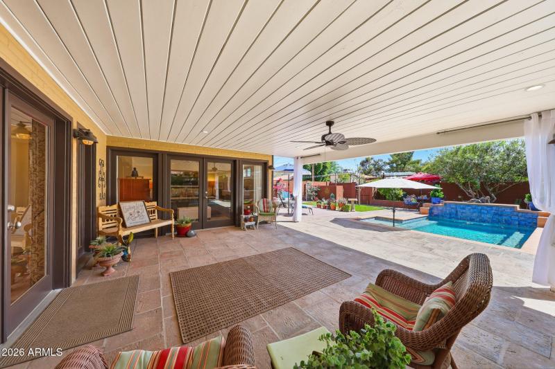 Large covered Patio