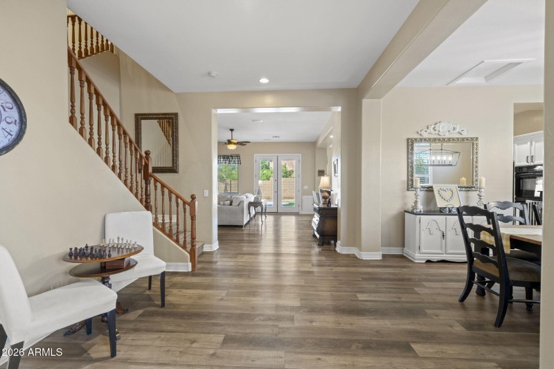 13-web-or-mls-CAP08631