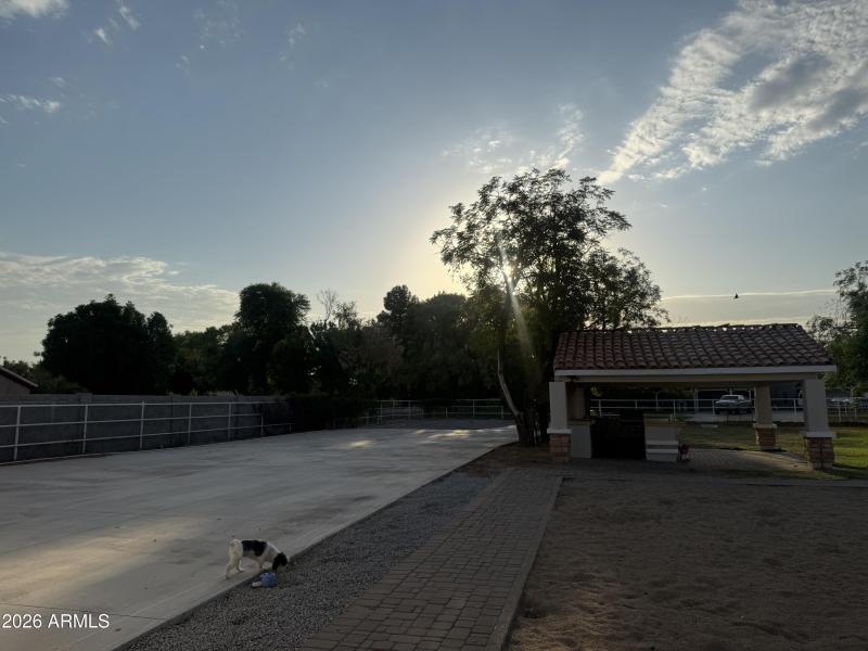 B400C2BA-B14E-4BEF-8FE3-50243141832D