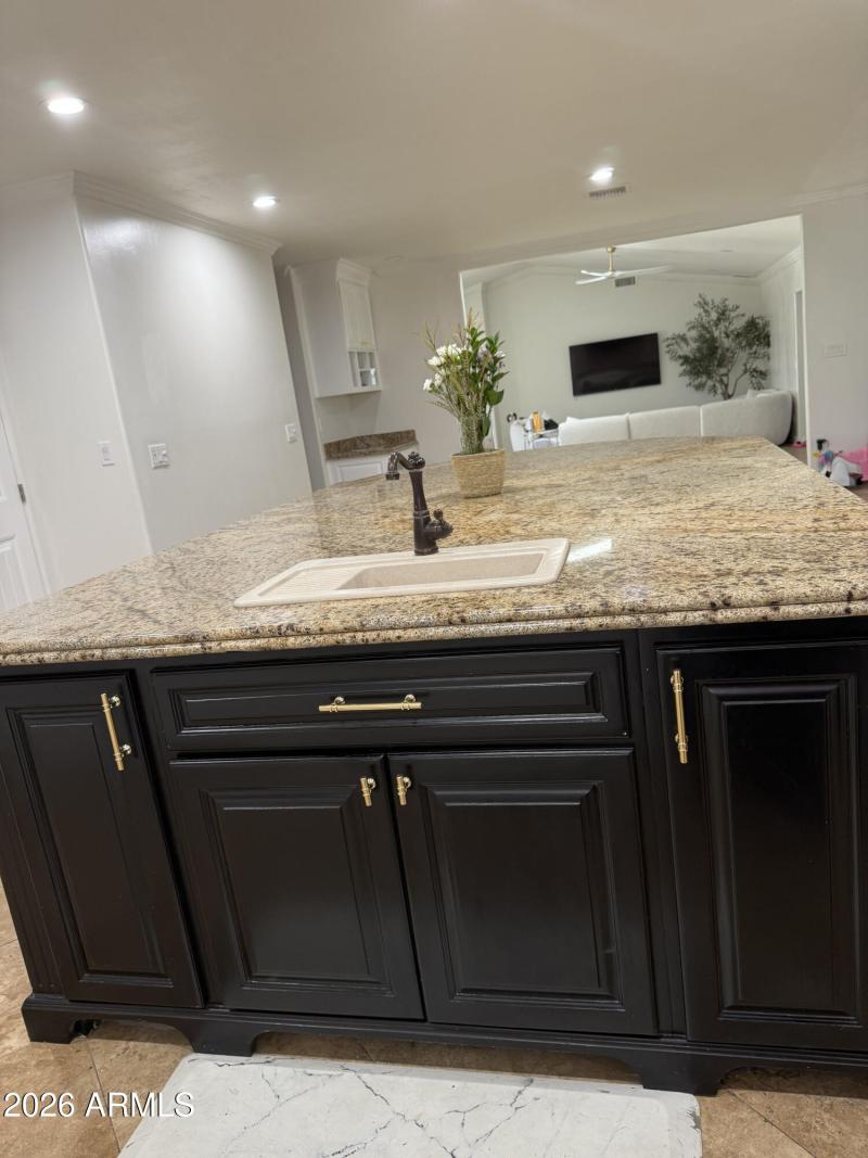 9148C848-0AB6-4154-BDCA-3AC9EE340BEB