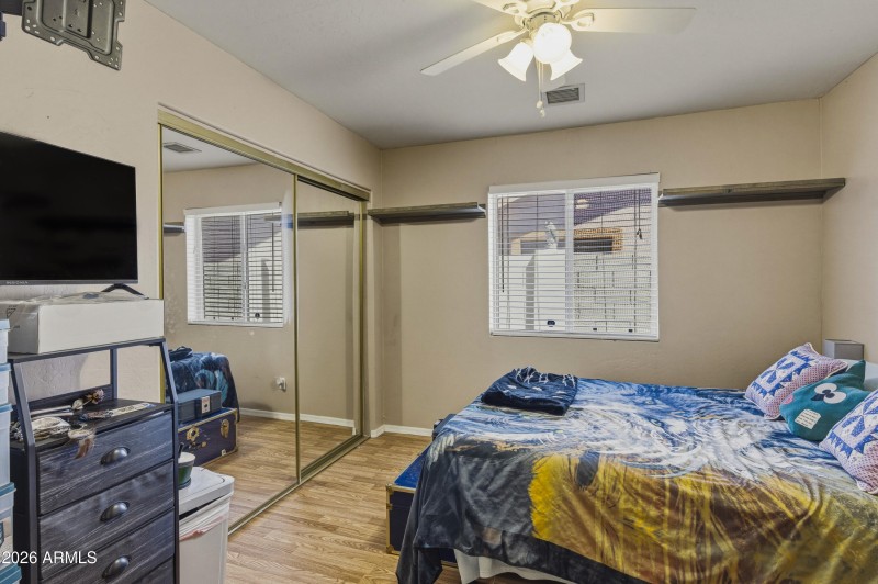 8735 W Pineveta Dr-109