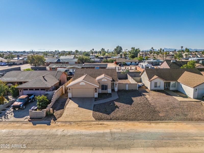 8735 W Pineveta Dr-7