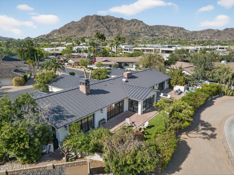 116-web-or-mls-5525 E Lincoln Dr 104_DRO