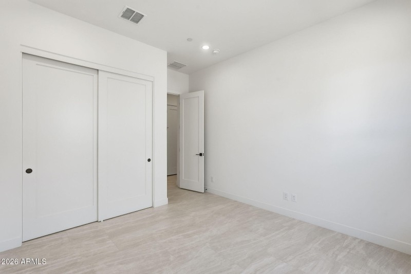 Guest Bedroom Closet