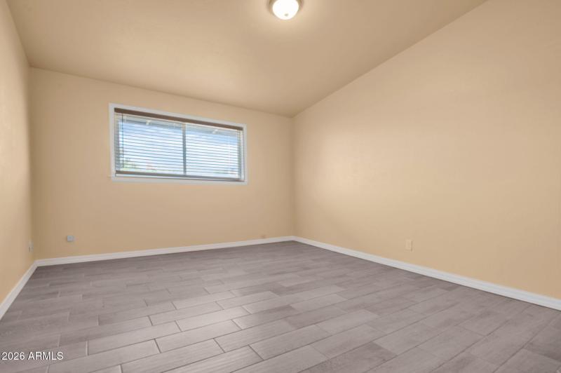 10-web-or-mls-W Garden Cir-10