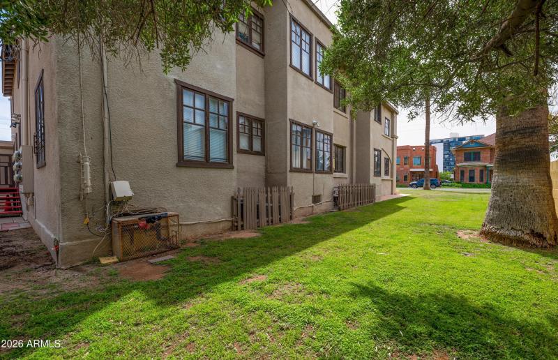 6.1 314 W Roosevelt - Exterior 14 (e)