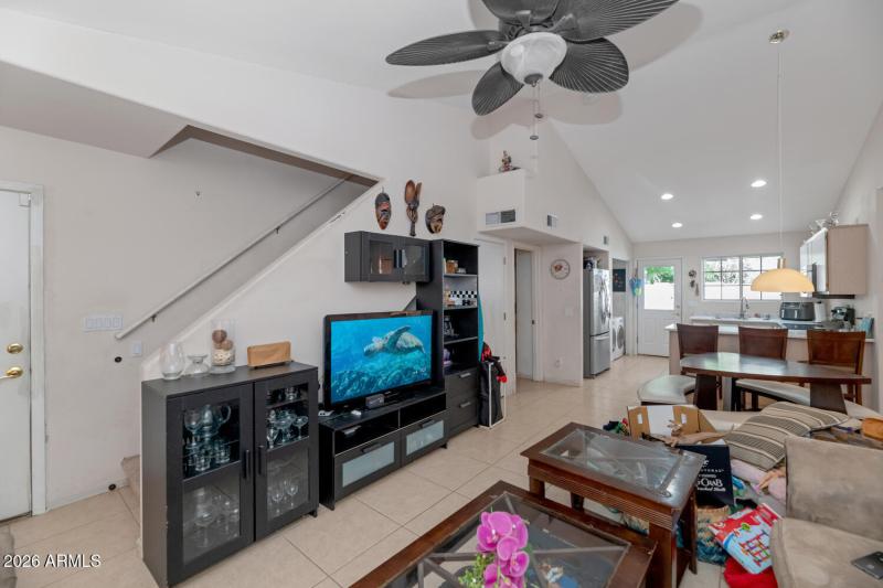 860 N McQueen Rd-large-005-008-860 N McQ