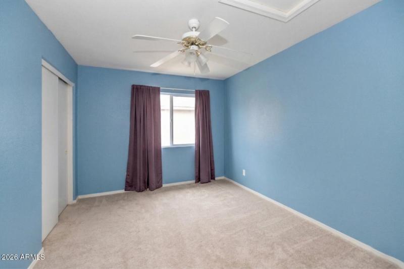 860 N McQueen Rd-large-017-027-860 N McQ