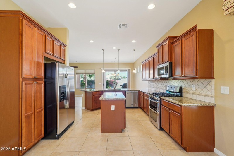 15-web-or-mls-W Cottonwood Ln-S0204-015