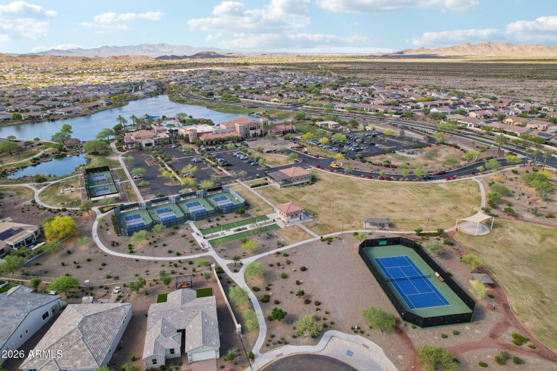 61-web-or-mls-W Cottonwood Ln-0204-902