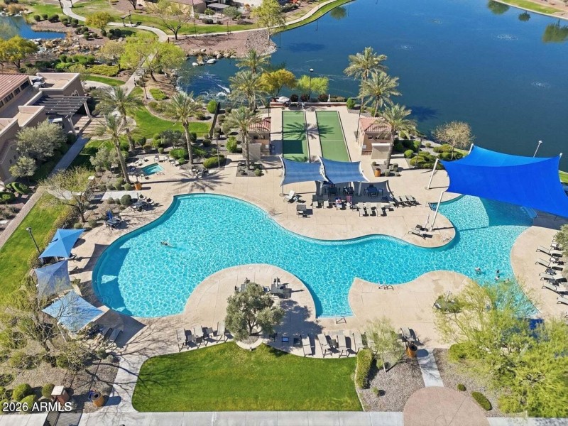 20260304225406190718000000-o