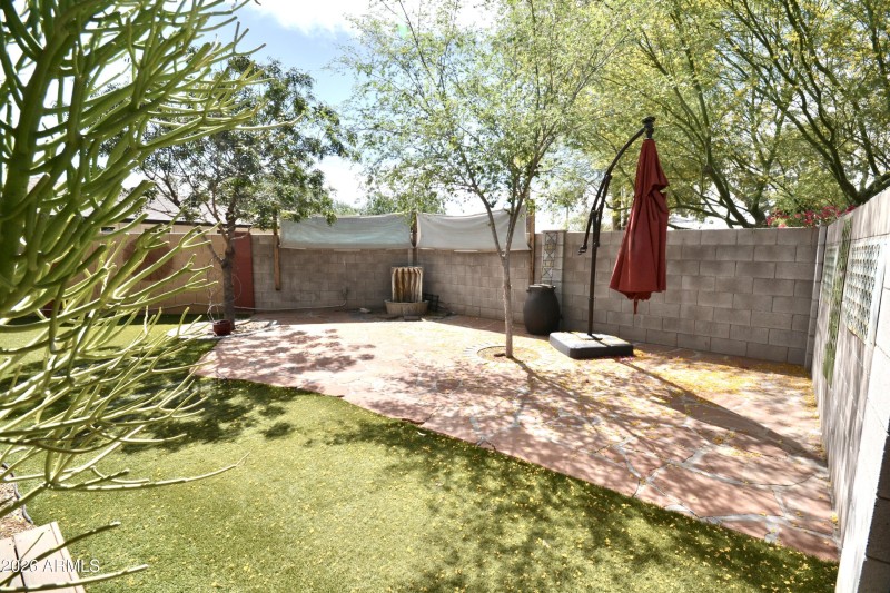 SideYard/Patio