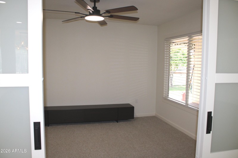 23 - Large Office