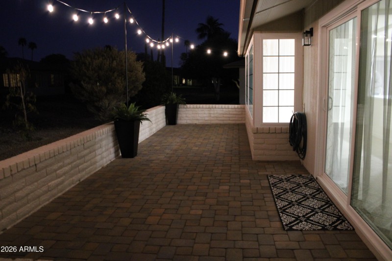 39 - Elegant Ambience