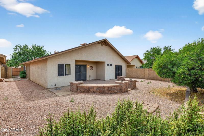 48-web-or-mls-047W Kimberly Way