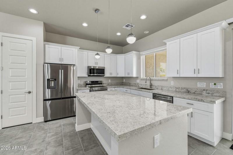 40-web-or-mls-15030 S Indian Bend Ln-204