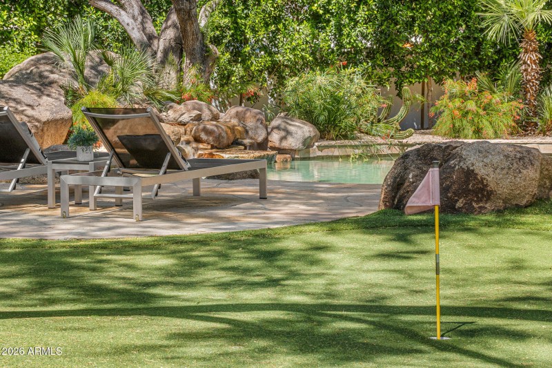 putting green