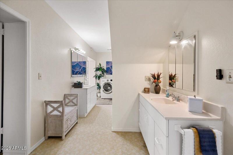 26-Bathroom