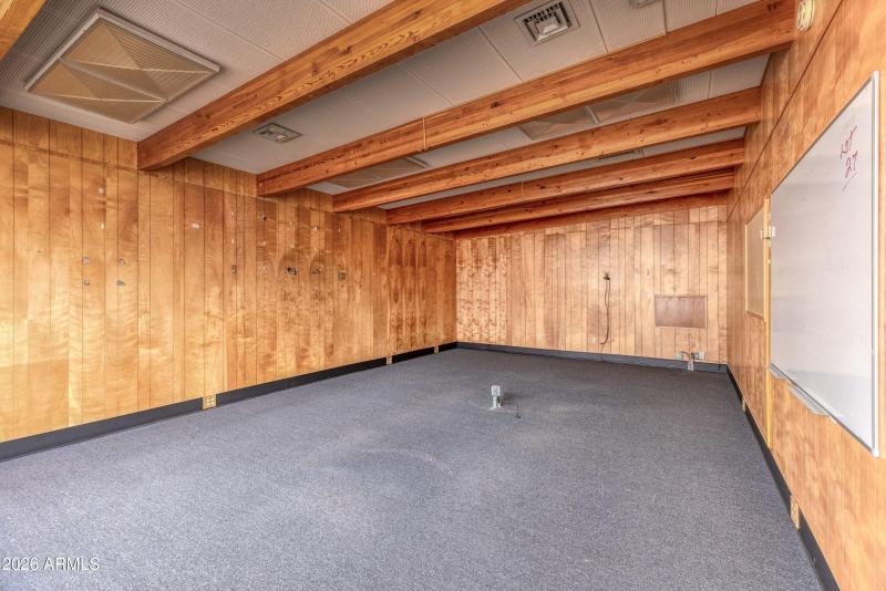 1878 W White Mountain Blvd in Lakeside