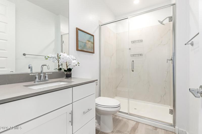 NextGen Suite/Casita Bathroom