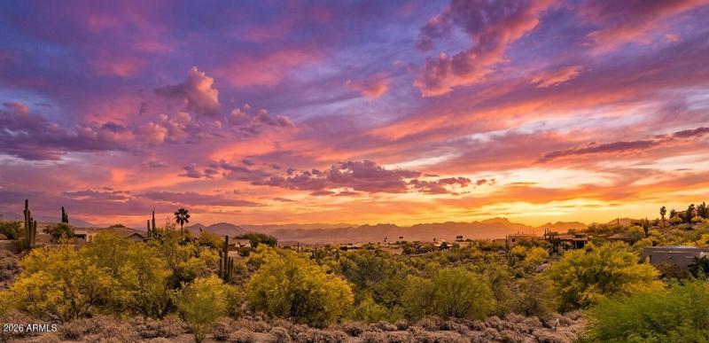 38 - Upstairs Balcony Views
