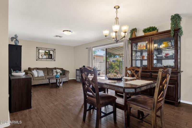 Zoe Ella Dining Room