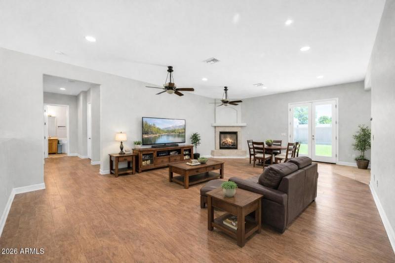 4213 E Edgemont Avenue, Phoenix