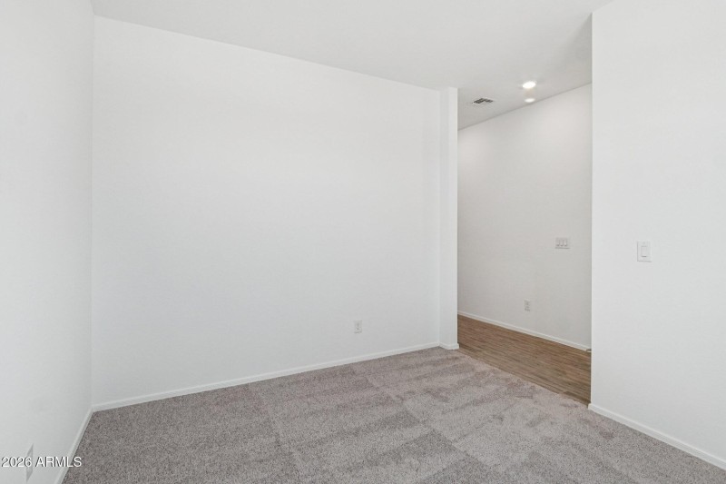 14-web-or-mls-W Moeller Rd-S3009-014