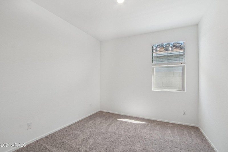 19-web-or-mls-W Moeller Rd-S3009-019