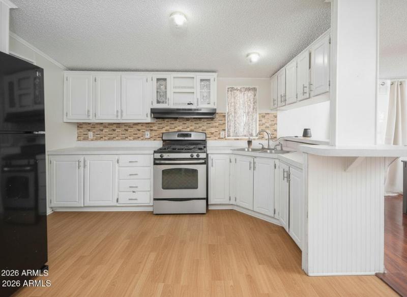 kitchen floor2