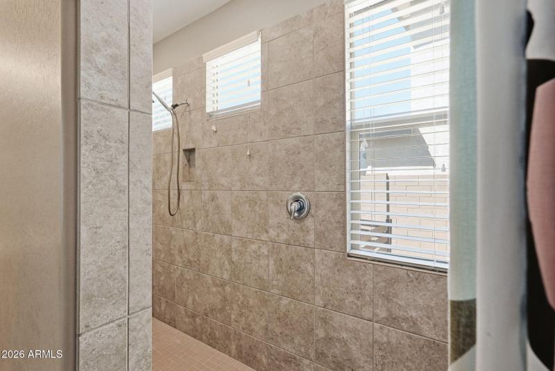 Primary Ensuite 3