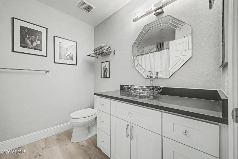 26-Frank Lloyd Wright