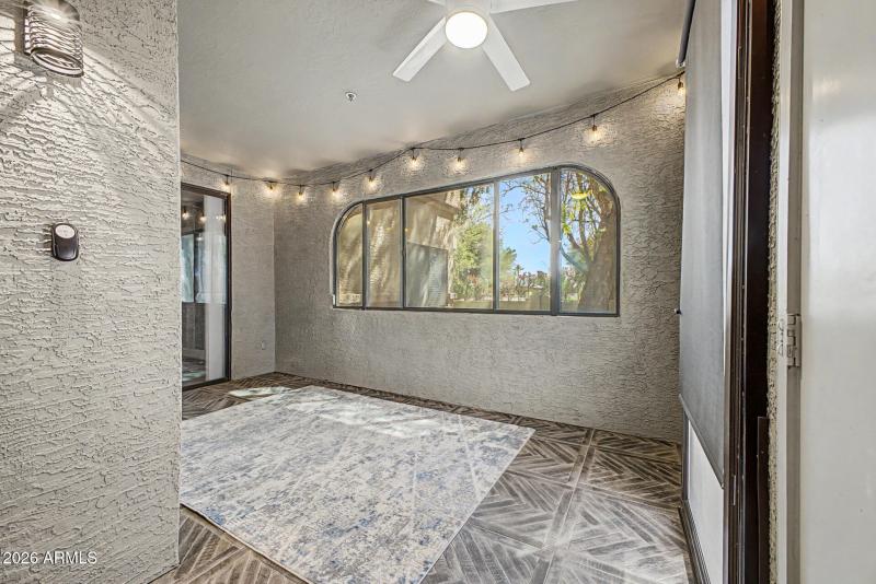 13-Frank Lloyd Wright