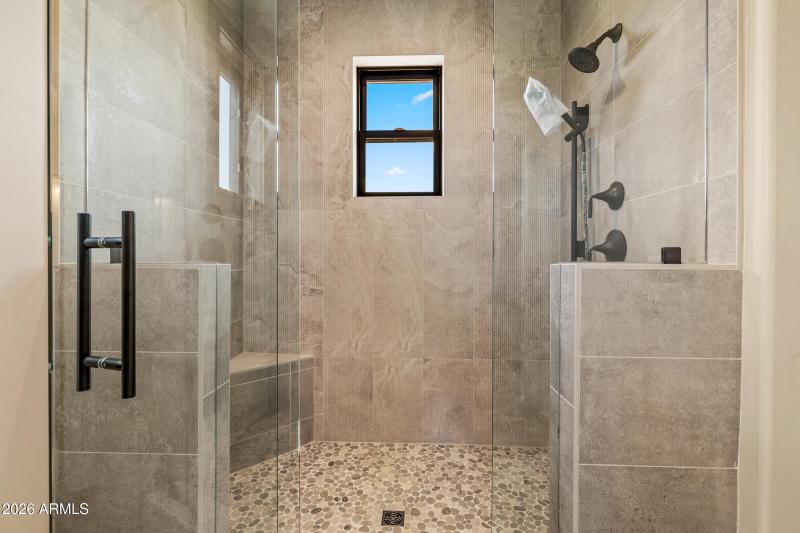 6570 Meadows Lane-27