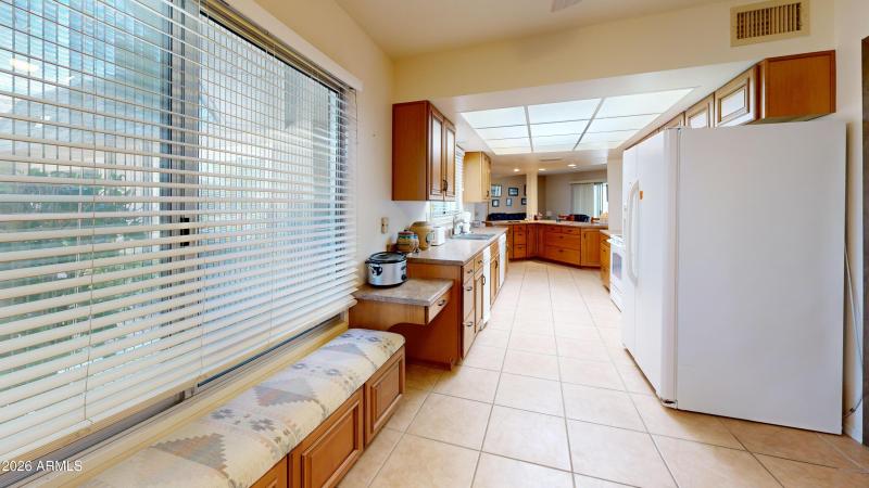 10361-W-Campana-Dr-Kitchen 1